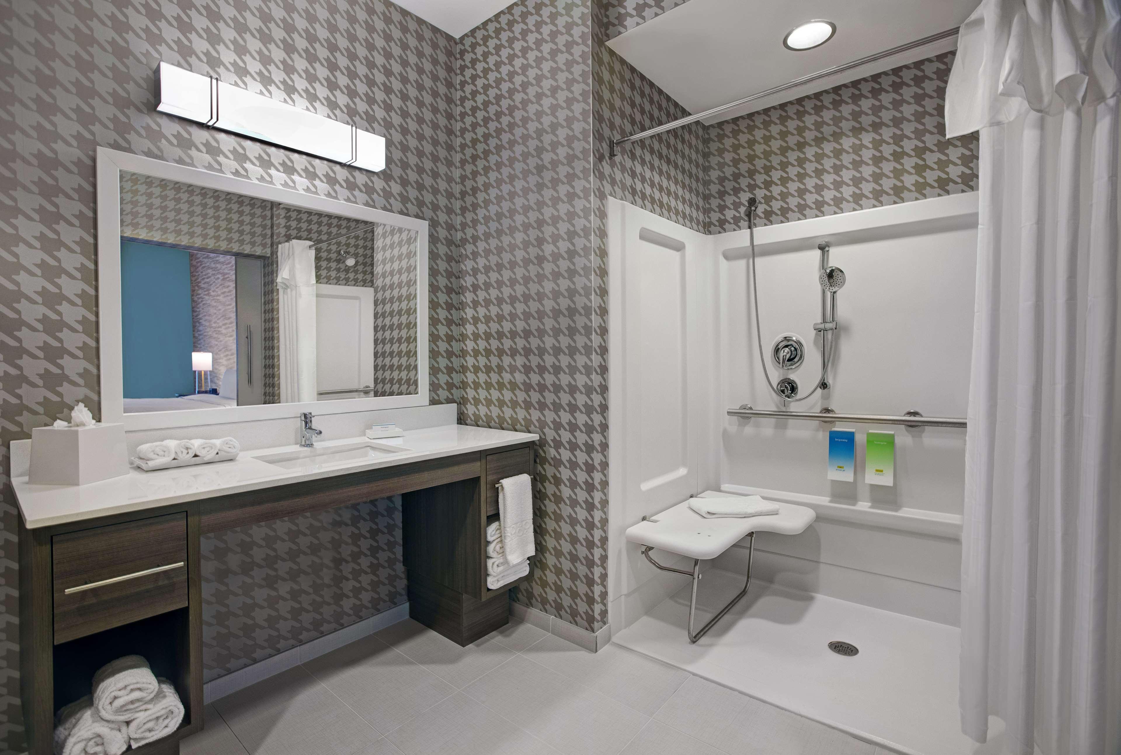 Home2 Suites By Hilton Richmond Exteriör bild